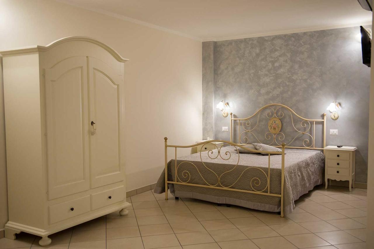 B&B Le Due Gioie Taviano  Exterior foto