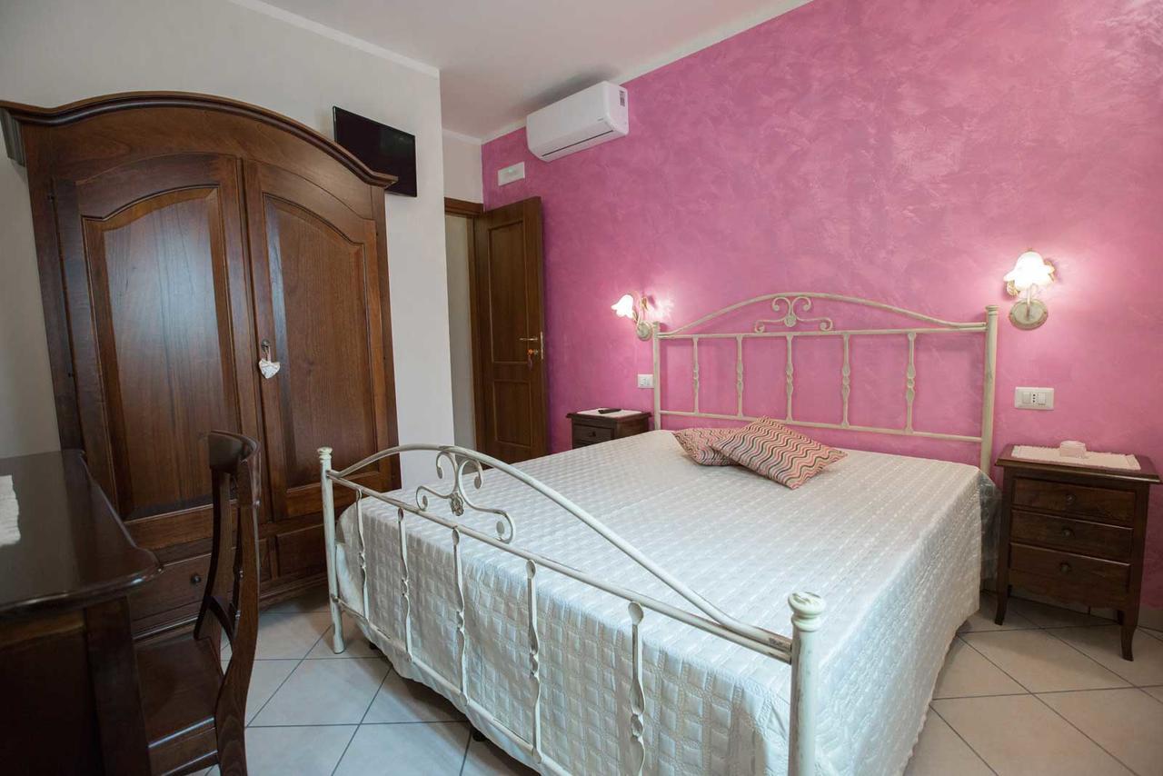 B&B Le Due Gioie Taviano  Exterior foto